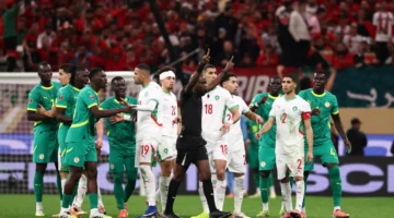 عقوبات قاسية.. الكاف يتجه لتغريم الاتحاد السنغالي بسبب أحداث مباراة المغرب